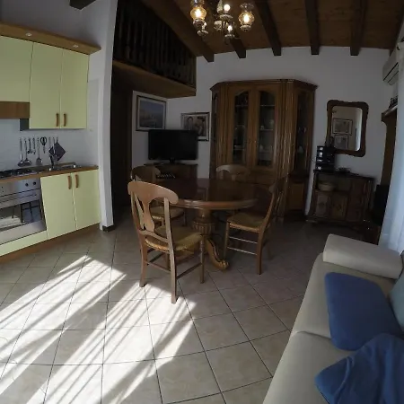 דירה Villaggio Ginestre - Agenzia Cocal קאורלה