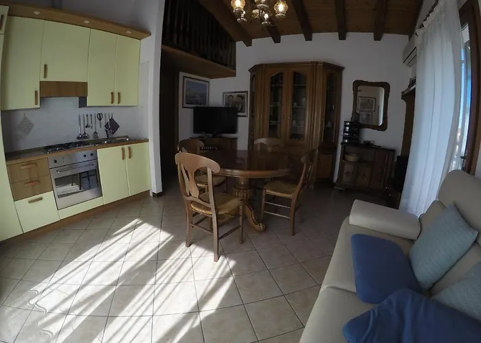 דירה Villaggio Ginestre - Agenzia Cocal קאורלה