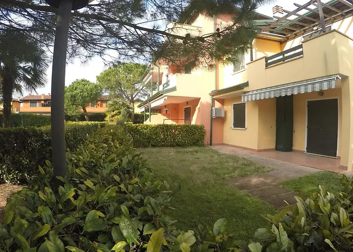 Villaggio Ginestre - Agenzia Cocal קאורלה