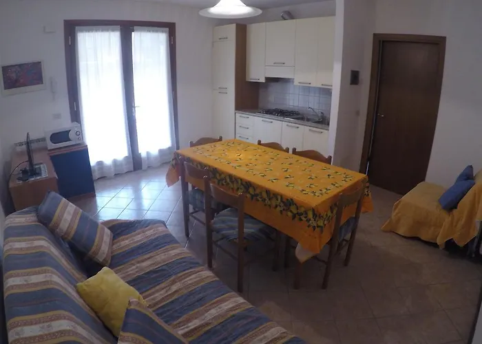 Villaggio Ginestre - Agenzia Cocal דירה קאורלה